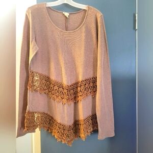 EUC Misses Sz XL GIMMICKS Brown Long Sleeve Top with Crochet Detail